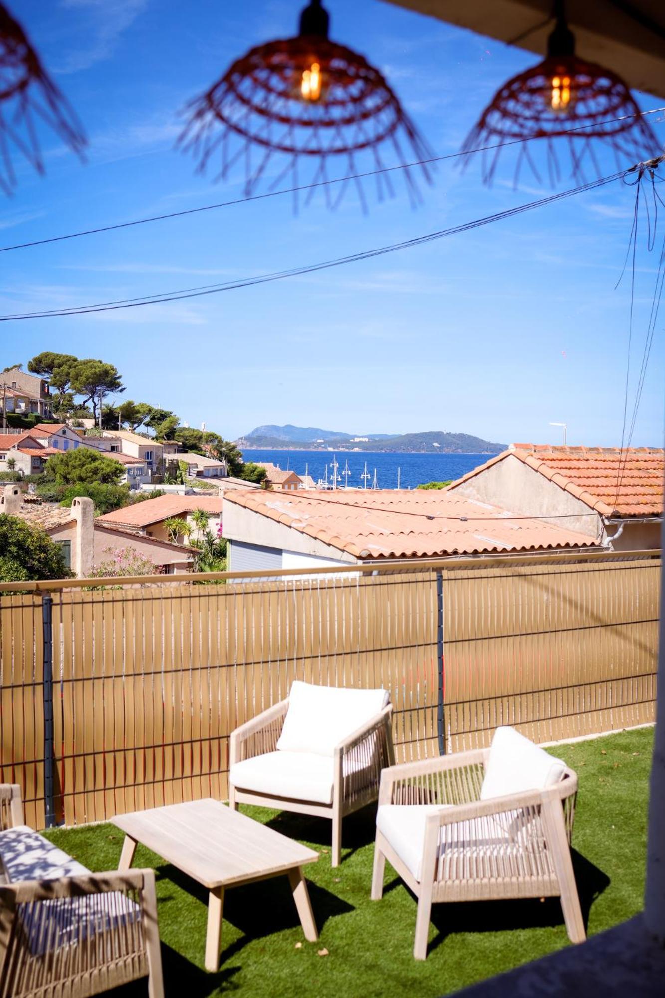 Maisonnette Vue Au Pradet * Le Pradet